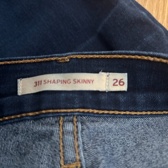 Levi’s 312 shaping slim women’s jeans size 26 (size 2) - Picture 4 of 5